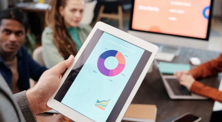 pexels mikael blomkvist 6476250 scaled e1768956389935 Datanalyse